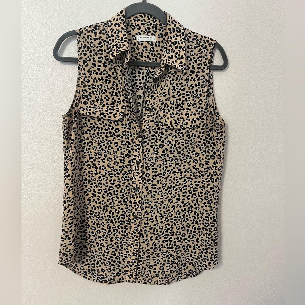 Equipment 100% Silk Cheetah Print Sleeveless Button Down Blouse Size Small